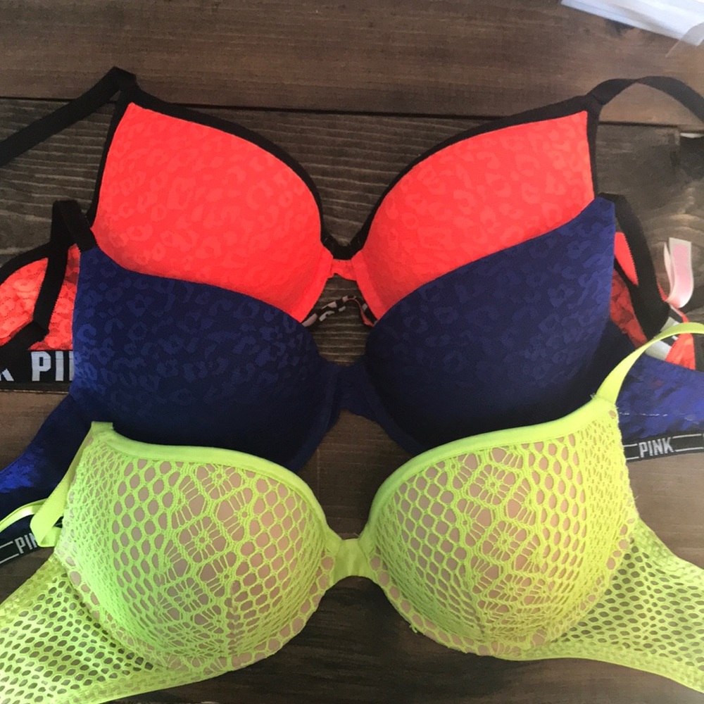 VS Pink 32 DD bras